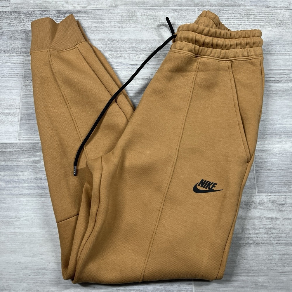 Nike Sportswear Tech Fleece Joggers Flax Brown FB8330-224 Women's Sizes XS NWT